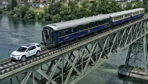 Land Rover Discovery Sport pociągnął 100-tonowe wagony