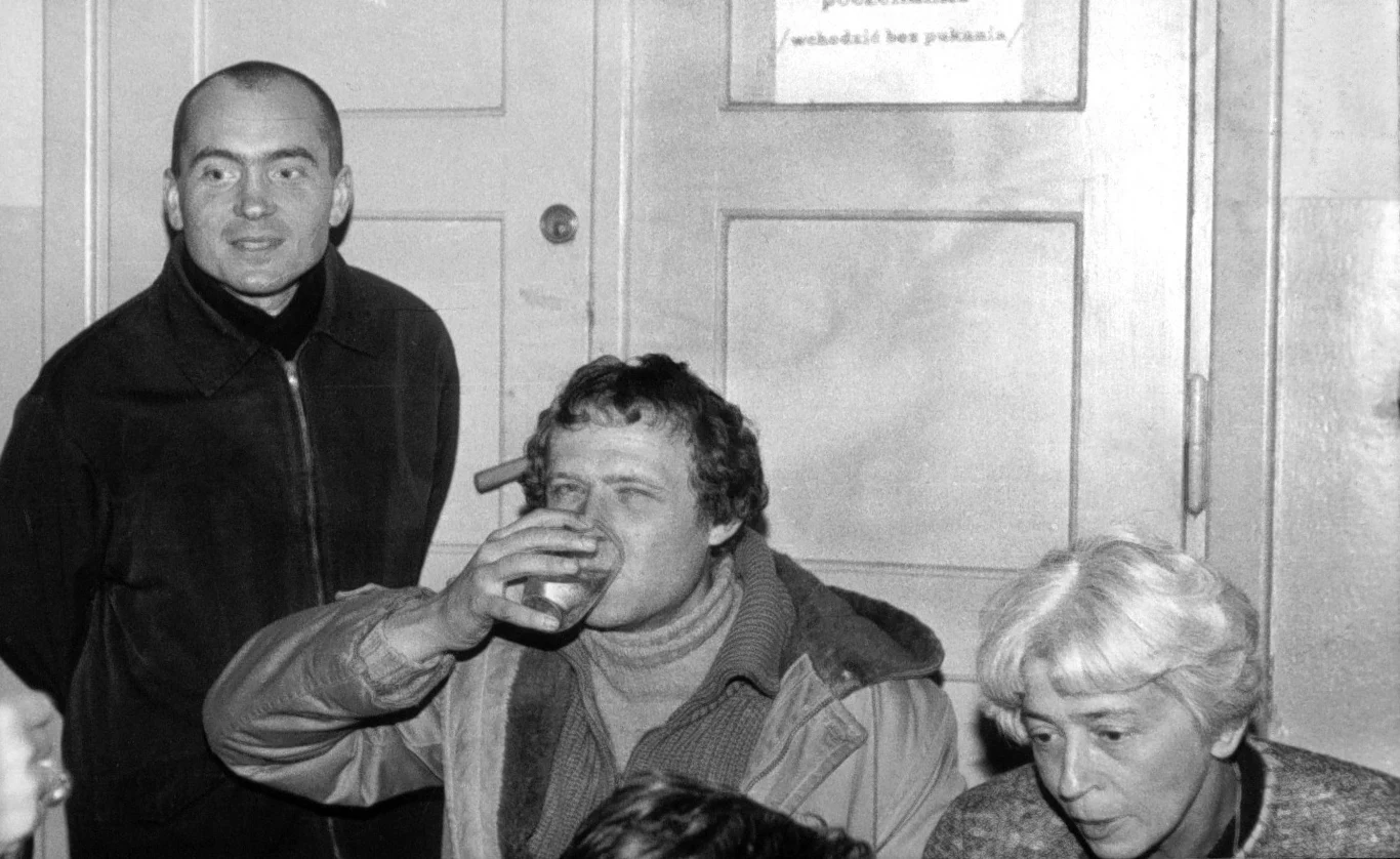 Mikołajska i Adam Michnik