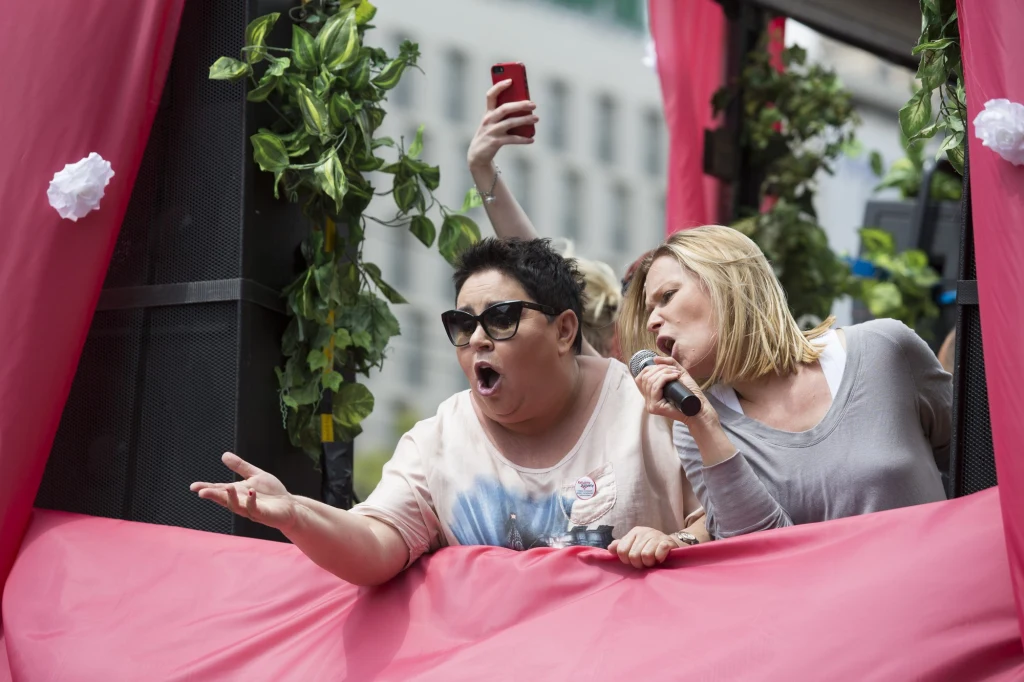 Dorota Wellman  Dorota Wellman