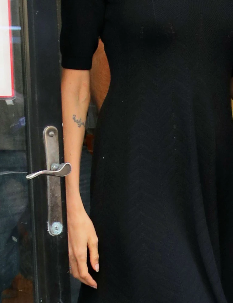 Angelina Jolie Angelina Jolie