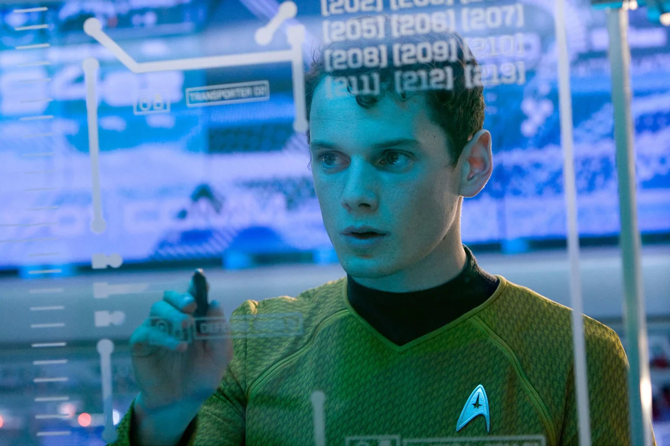 Prawdziwą sławę przyniosła mu kreacja Pavla Chekova w nowej wersji klasycznej produkcji science-fiction "Star Trek" (2009). Artysta powtórzył swą rolę także w jej kontynuacjach: "W ciemność. Star Trek" (2013) i "Star Trek: W nieznane" (2016). Ta ostatnia wejdzie na ekrany polskich kin 22 lipca.
Prawdziwą sławę przyniosła mu kreacja Pavla Chekova w nowej wersji klasycznej produkcji science-fiction "Star Trek" (2009). Artysta powtórzył swą rolę także w jej kontynuacjach: "W ciemność. Star Trek" (2013) i "Star Trek: W nieznane" (2016). Ta ostatnia wejdzie na ekrany polskich kin 22 lipca.