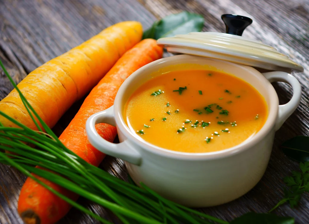 Słodko-pikantna zupa marchewkowa