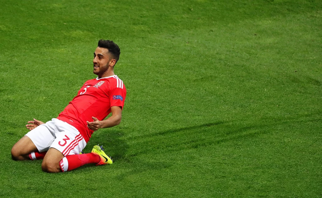Neil Taylor