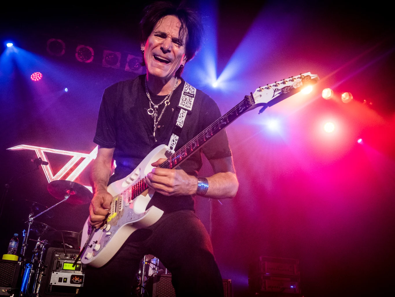 Zobacz zdjęcia z koncertu Steve'a Vaia w klubie Progresja w Warszawie!