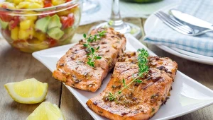 Wrzuć tę rybę na grilla. Jest smaczna i prawie nie ma ości