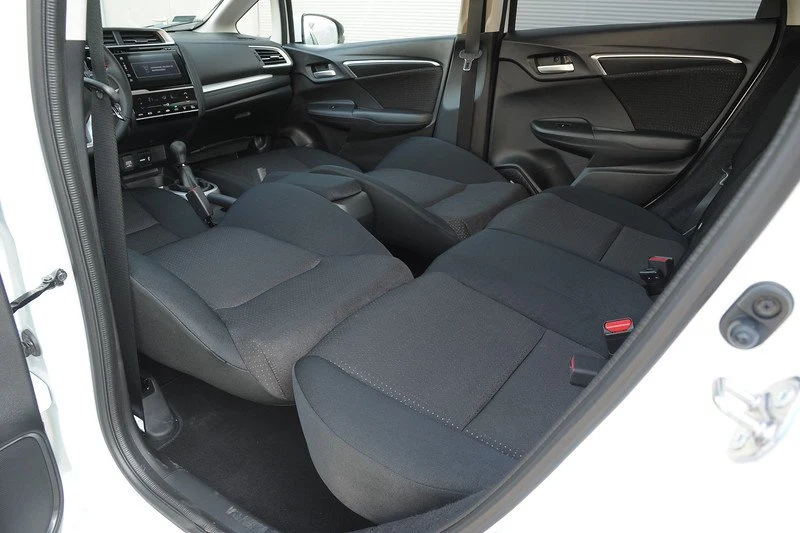 Honda Jazz 1.3 i-VTEC Elegance