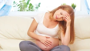 Ból głowy w ciąży nie zawsze oznacza coś złego