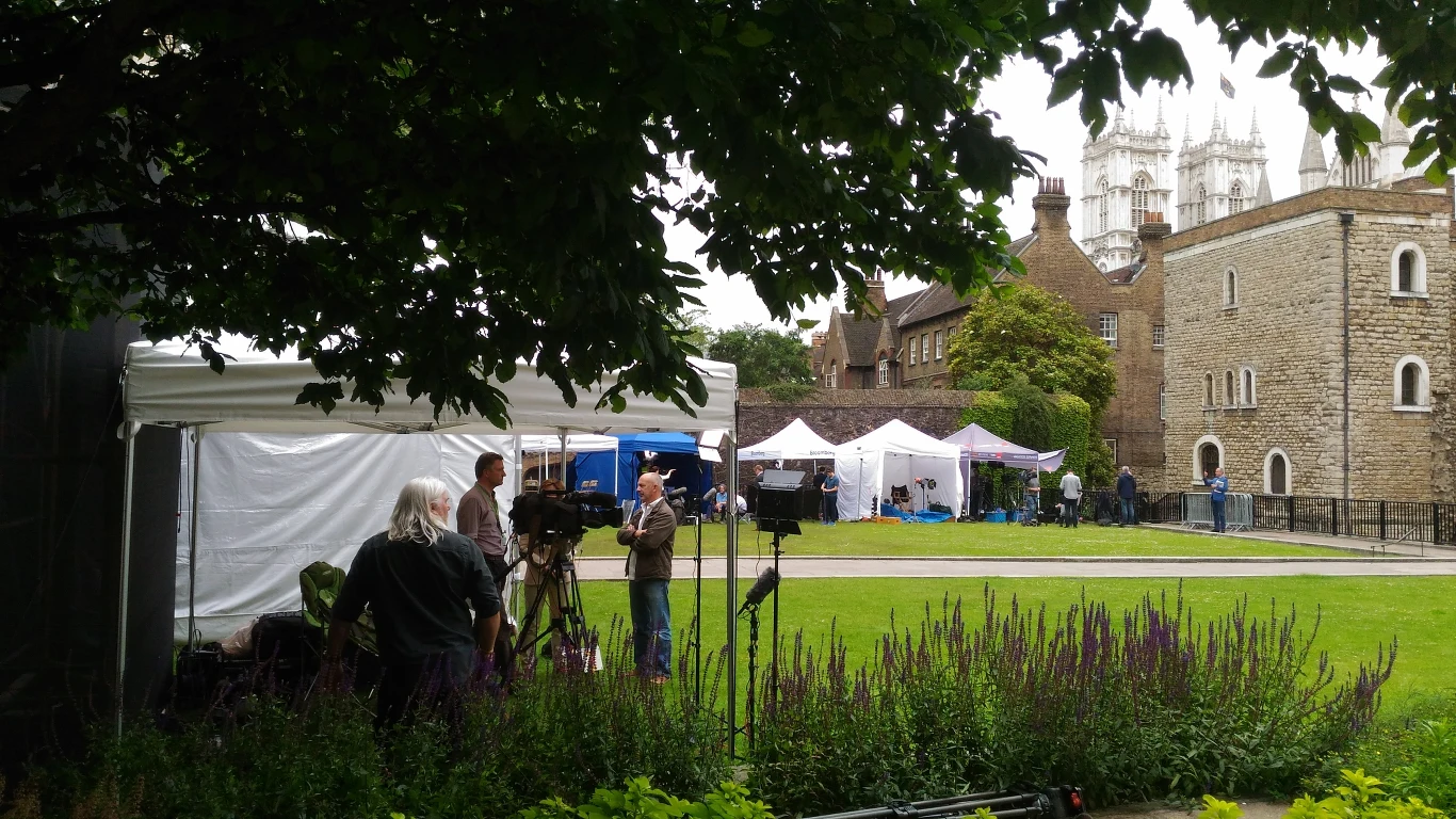 Media pod Westminsterem