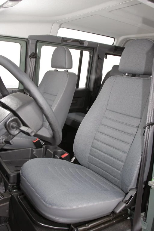 Land Rover Defender (1990-2016)