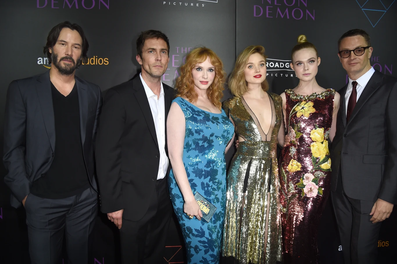 Gwiazdorska obsada "Neon Demon": Keanu Reeves, Desmond Harrington, Christina Hendricks, Bella Heathcote, Elle Fanning i reżyser Nicolas Winding Refn