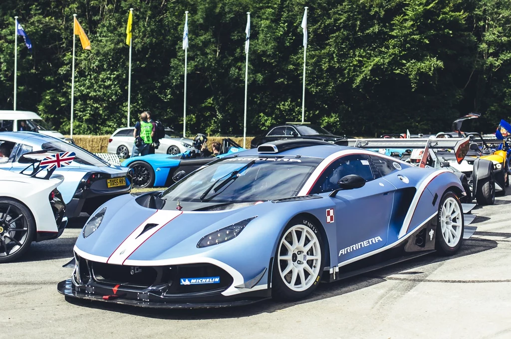 Arrinera Hussarya GT