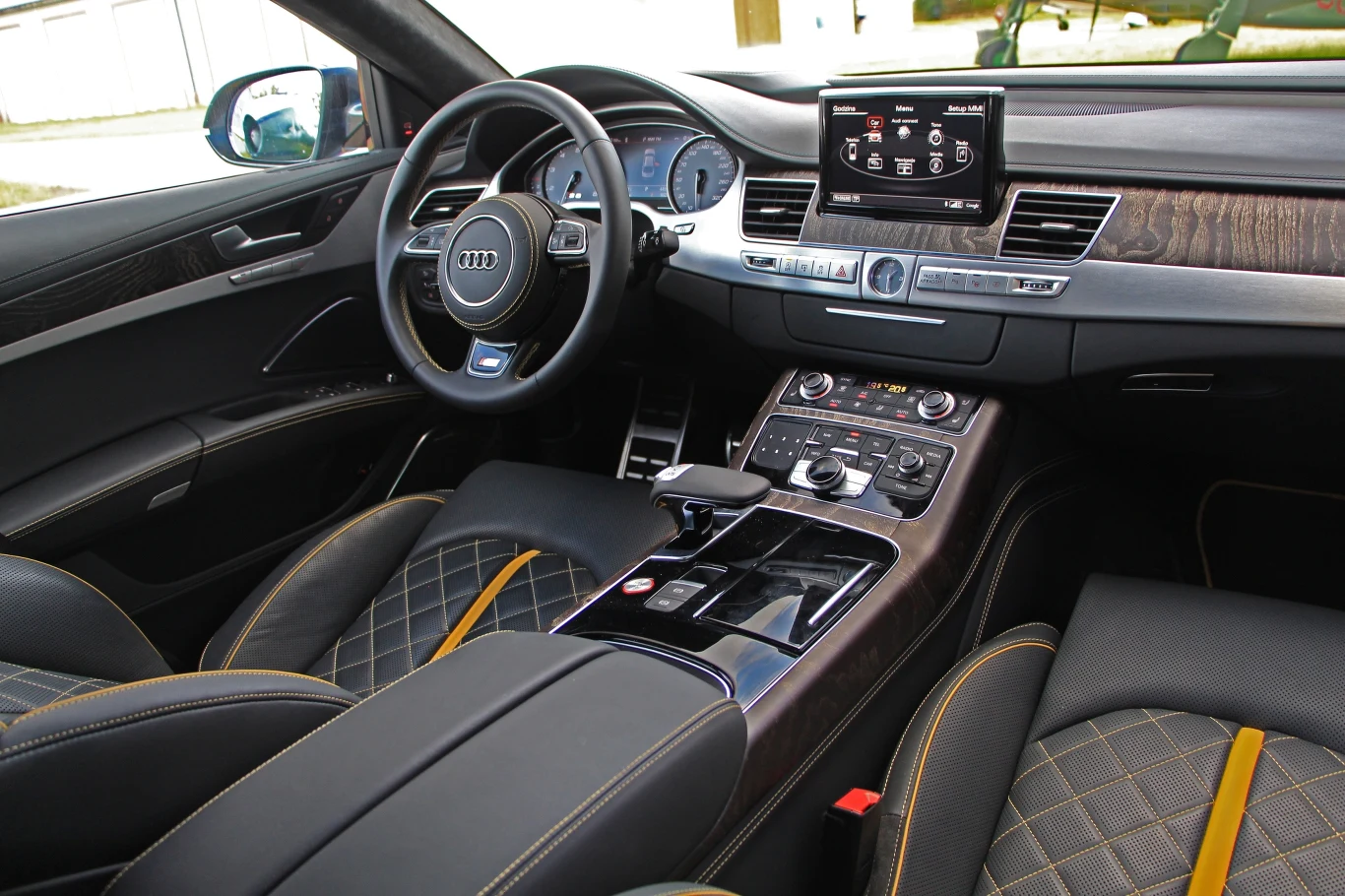 Audi S8 plus Audi S8 plus