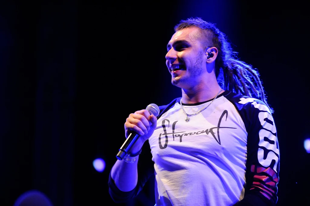 Kamil Bednarek nagrał piosenkę napisaną przez swojego tatę Kamil Bednarek nagrał piosenkę napisaną przez swojego tatę