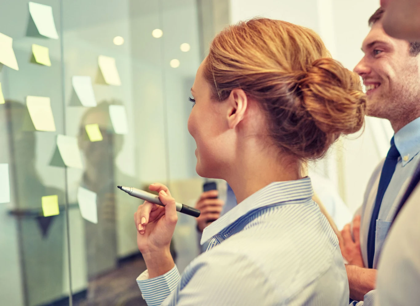 Zodiakalny Lew pozostanie skupiony do końca tygodnia. W majówkę powinien jednak nieco odpocząć, aby naładować baterie do dalszego działania Zodiakalny Lew pozostanie skupiony do końca tygodnia. W majówkę powinien jednak nieco odpocząć, aby naładować baterie do dalszego działania