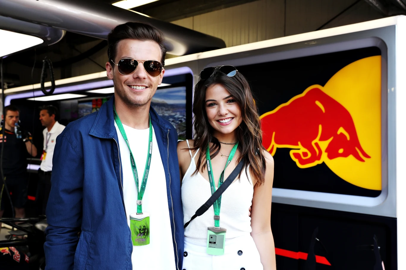 Louis Tomlinson obecnie spotyka się z Danielle Campbell Louis Tomlinson obecnie spotyka się z Danielle Campbell