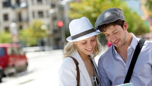 ​Sztuczna inteligencja może zaplanować twój urlop. Sprawdź, jak działa