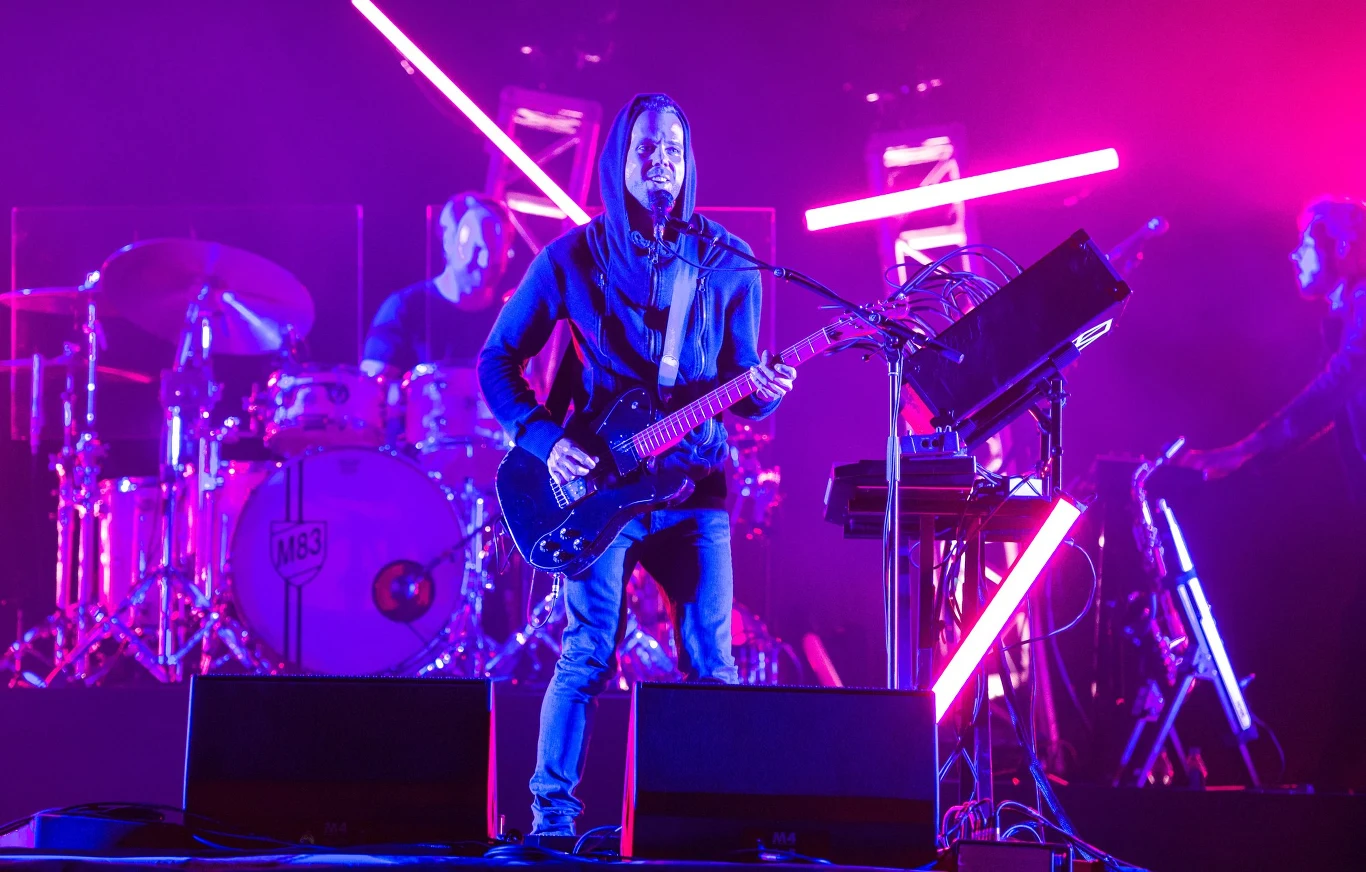 M83