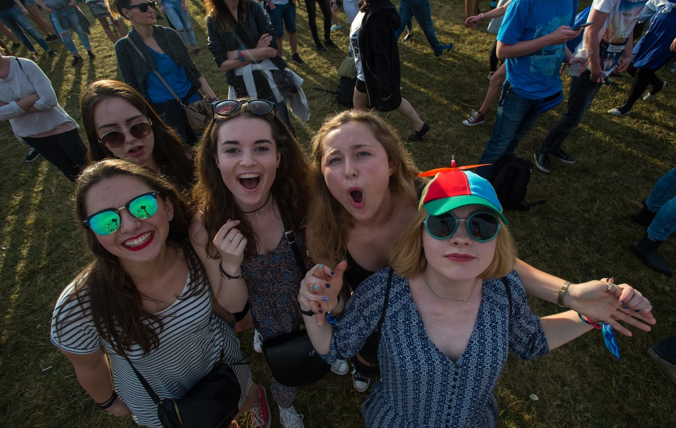 Publiczność w trakcie drugiego dnia Open'er Festival 2016