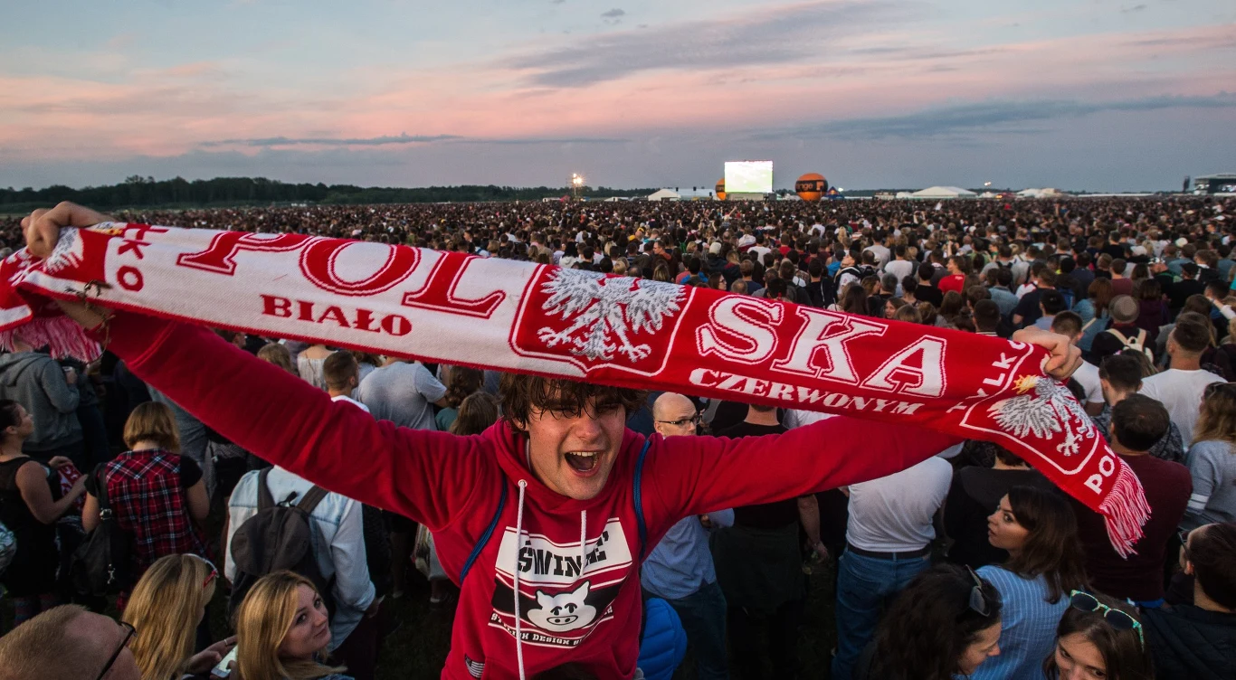 Publiczność w trakcie drugiego dnia Open'er Festival 2016