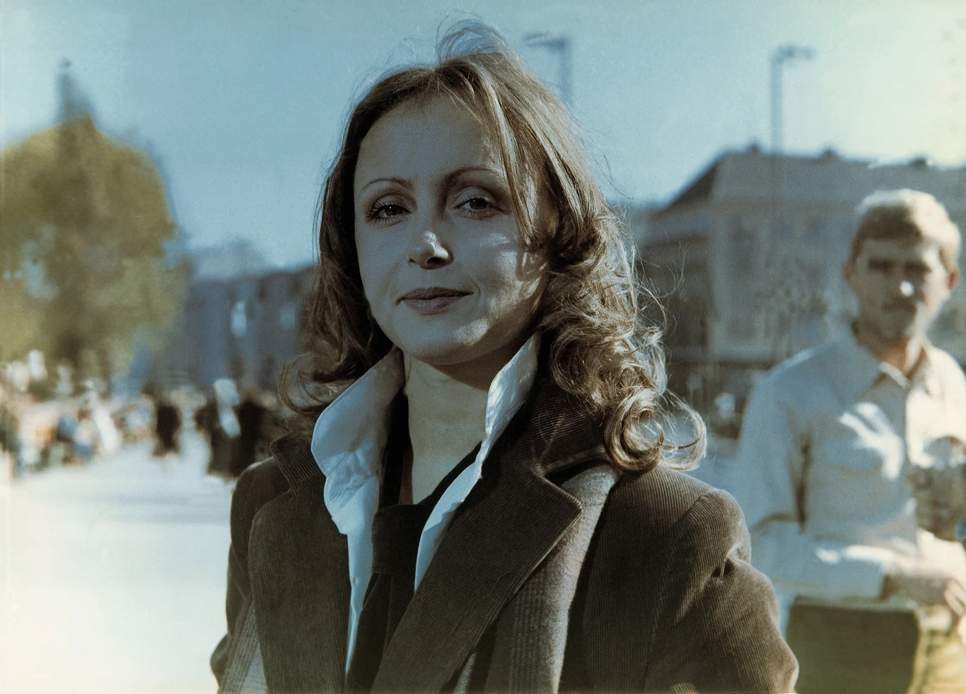 Aktorka Dorota Pomykała, znana z występów w serialach "Blondynka", "Szpilki na Giewoncie" i "Singielka", kończy w niedzielę, 3 lipca, 60 lat.

Po raz pierwszy oglądaliśmy ją na kinowym ekranie pod koniec lat 70. - jeszcze jako studentkę krakowskiej PWST - w historycznym filmie Wandy Jakubowskiej "Biały mazur" oraz w "Aktorach prowincjonalnych" Agnieszki Holland.