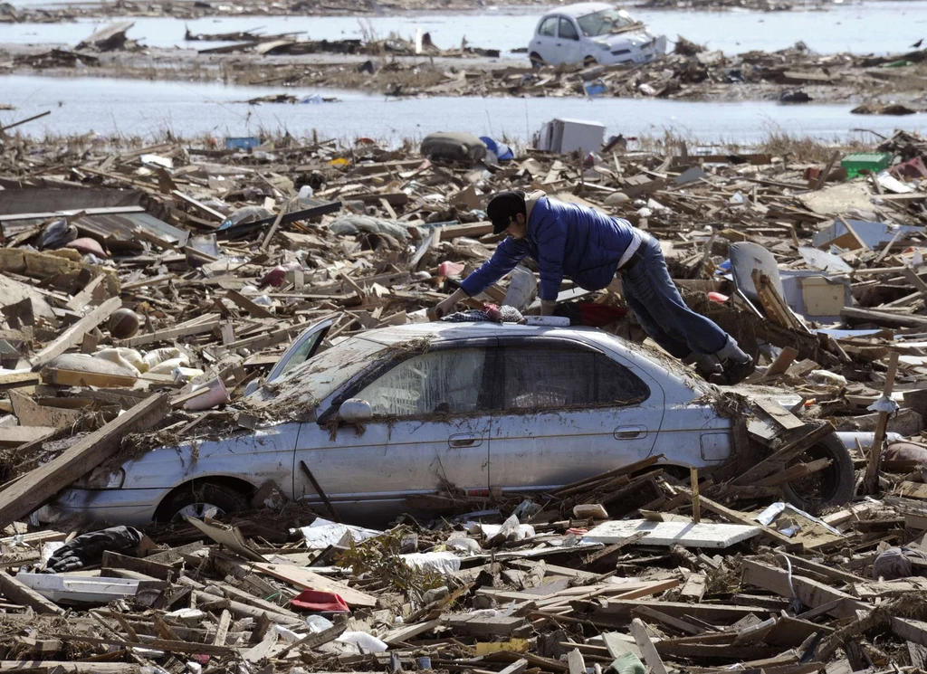 Oficjalnie, sprzątanie po tsunami trwało 3 lata