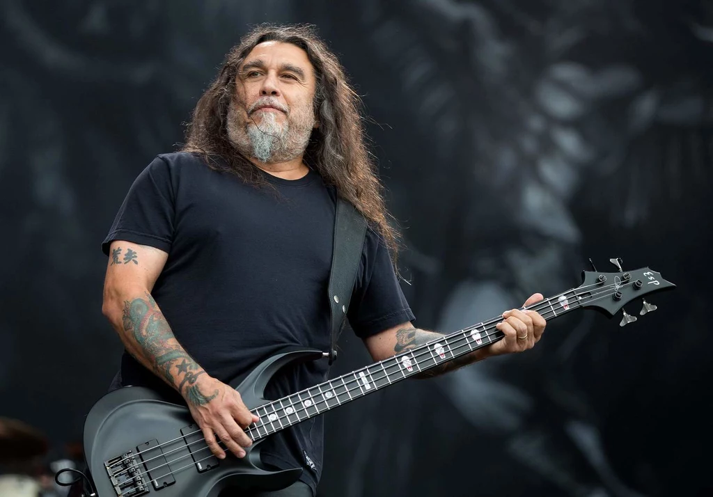 Tom Araya stoi na czele grupy Slayer