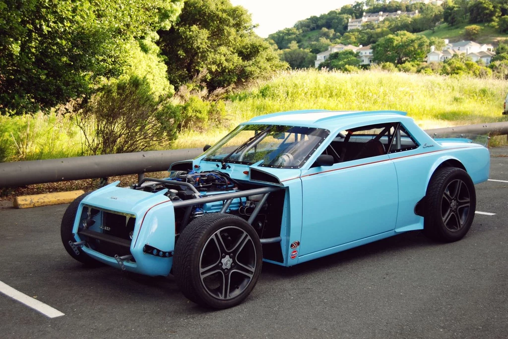 Toyota Corona hot-rod