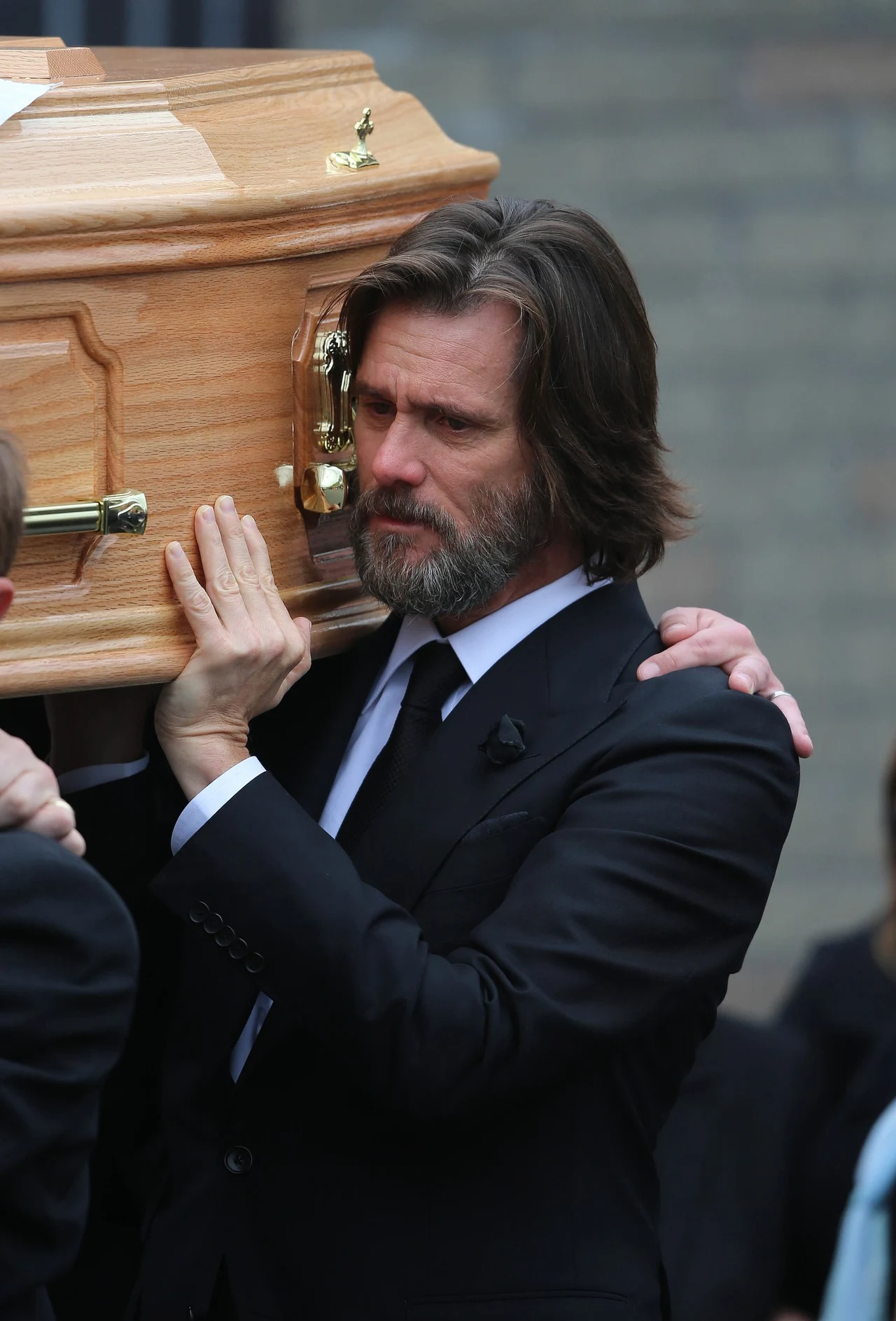Carrey niósł trumnę byłej ukochanej Carrey niósł trumnę byłej ukochanej