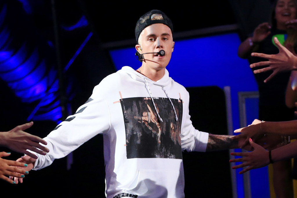 Justin Bieber przerobił "Famous"