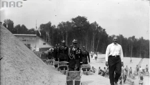 Budowa Kopca imienia marszałka Józefa Piłsudskiego na Sowińcu w Krakowie