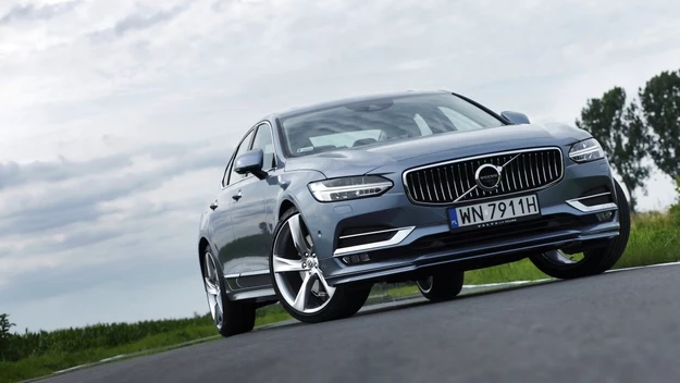 Volvo S90 T6