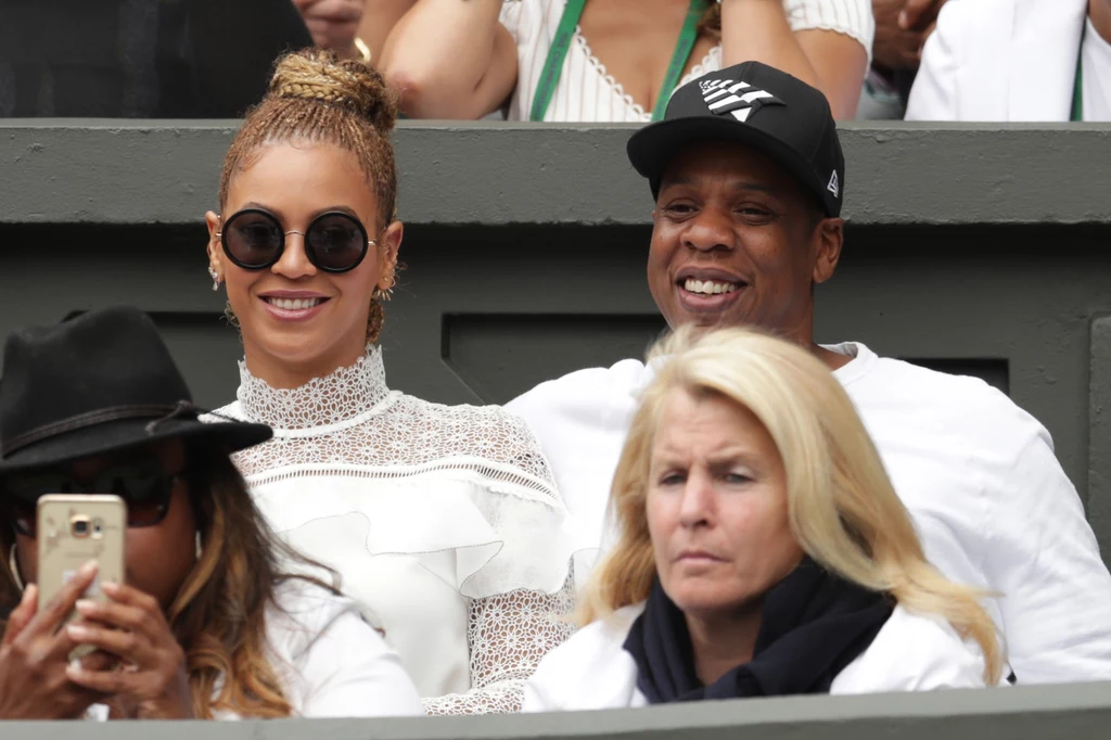 Wimbledon co roku przyciąga mnóstwo znanych osobowości z całego świata Wimbledon co roku przyciąga mnóstwo znanych osobowości z całego świata