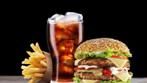 Sieć fast foodów zamierza zrezygnować ze sztucznej inteligencji. AI popełnia błędy