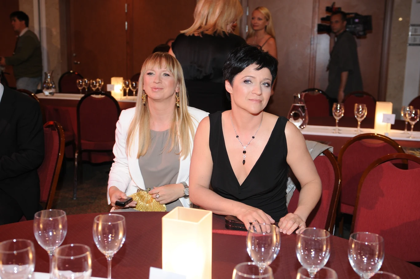 Dziennikarki przyjaźnią się już od wielu lat Dziennikarki przyjaźnią się już od wielu lat