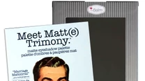 Meet Matt(e) Trimony - paleta zawiera 9 uniwersalnych, matowych kolorów cieni odpowiednich na każdą okazję. Wysoce napigmentowana formuła sprawia, że cienie utrzymują się na powiece przez cały dzień. Cena: 179 zł.