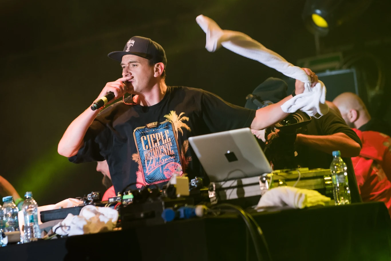 Grubsonowi towarzyszył koncertowy zespół Sanepid Band.