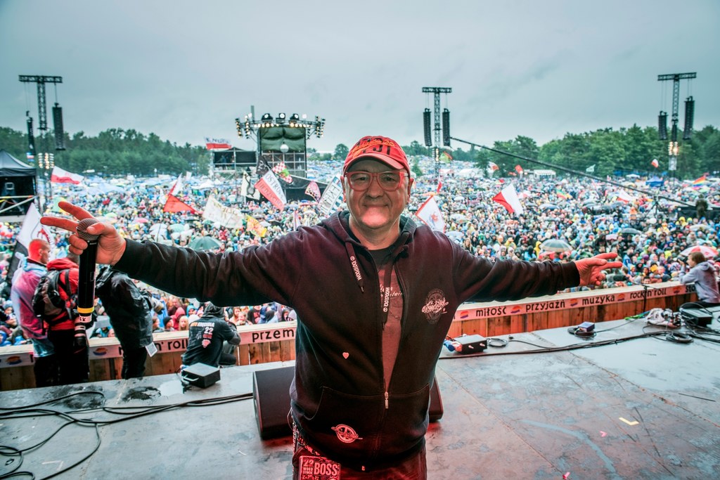 Jurek Owsiak na Dużej Scenie Przystanku Woodstock