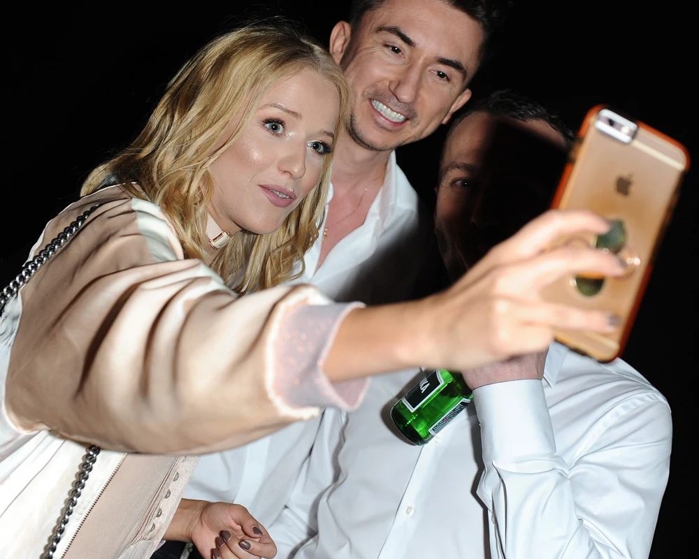 Jessica Mercedes lubi się polansować Jessica Mercedes lubi się polansować