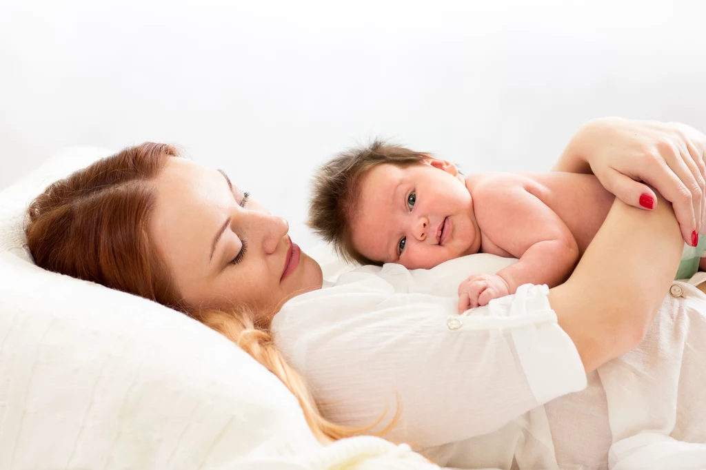 Zarówno jeśli jesteś w ciąży lub karmisz dziecko, unikaj ostrych potraw, cytrusów i surowego mięsa czy ryb Zarówno jeśli jesteś w ciąży lub karmisz dziecko, unikaj ostrych potraw, cytrusów i surowego mięsa czy ryb