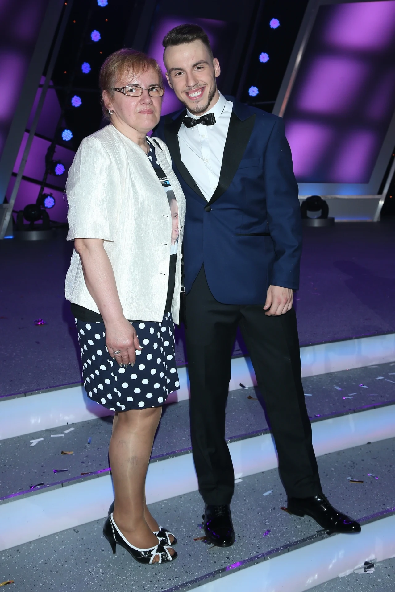 Mateusz Sobecko z mamą Mateusz Sobecko z mamą