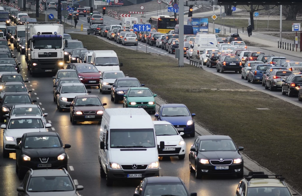 Korki to nie tylko strata czasu, ale i pieniędzy