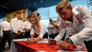 Radosław Kawęcki (P) podczas uroczystości wręczania nominacji i składania ślubowań przez członków Polskiej Reprezentacji Olimpijskiej na Igrzyska w Rio de Janeiro