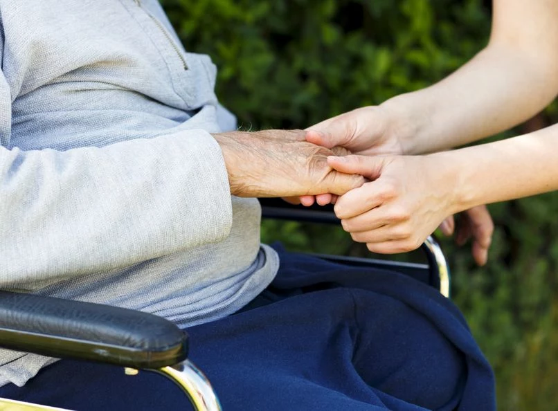 Chorzy na alzheimera są bardziej odporni na ból?