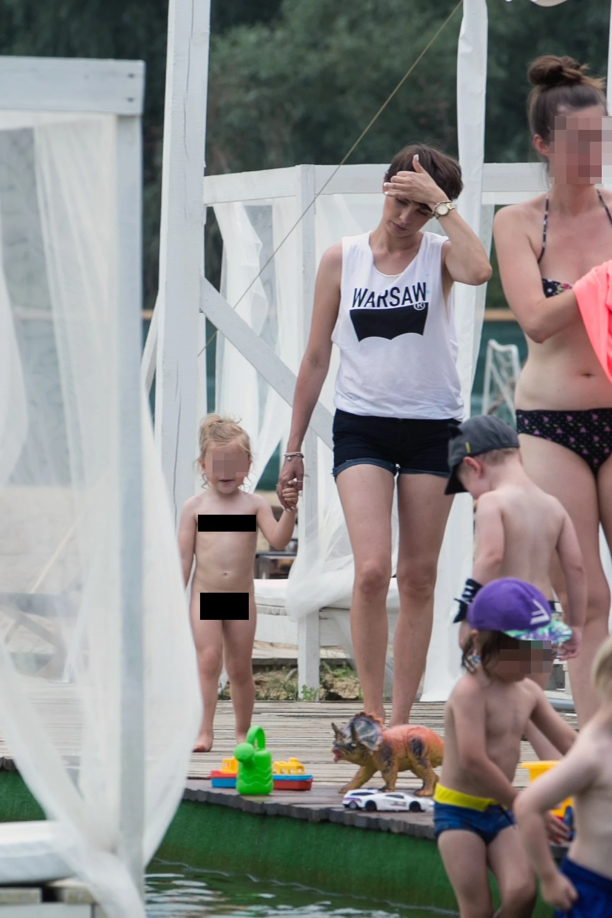 Dorota z gołą córką Dorota z gołą córką