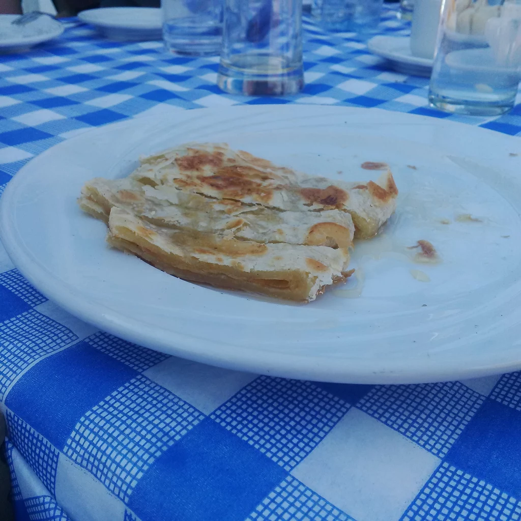 Restauracja Aphrodite w Latchi serwuje jedno z najlepszych kadaiffi Restauracja Aphrodite w Latchi serwuje jedno z najlepszych kadaiffi