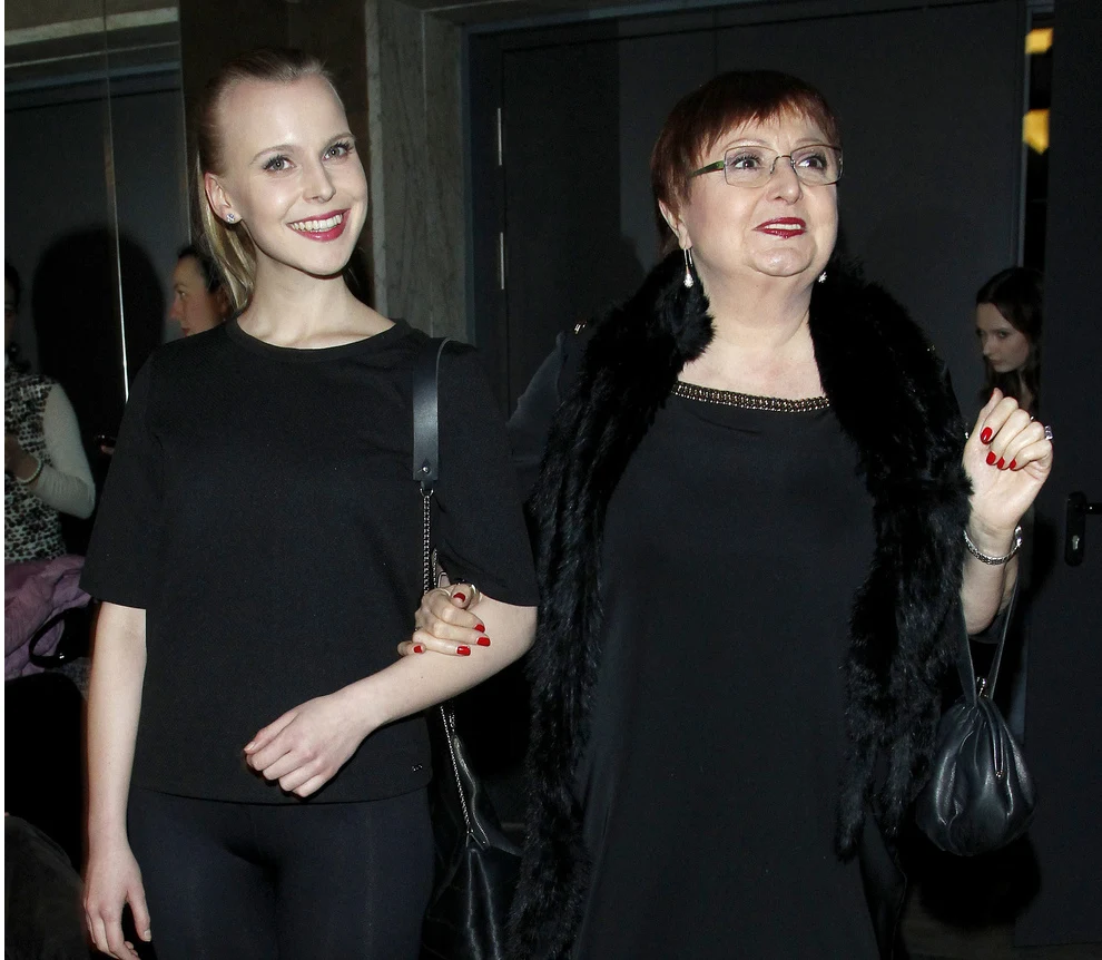 Krystyna z siostrzenicą Julią Krystyna z siostrzenicą Julią