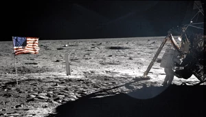 Dowódca Apollo 11, Neil Armstrong na Księżycu