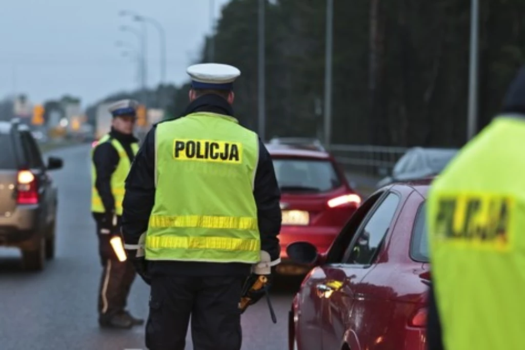 Rutynowa kontrola trzeźwości - jej umocowanie w prawie podważa wiele osób, ale czy to znaczy, że jest działaniem szkodliwym?