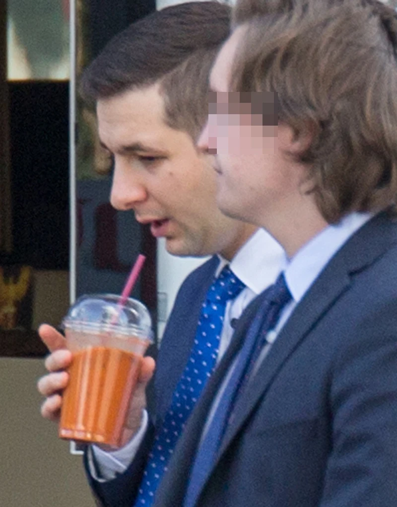 Patryk Jaki na soku z kolegą Patryk Jaki na soku z kolegą