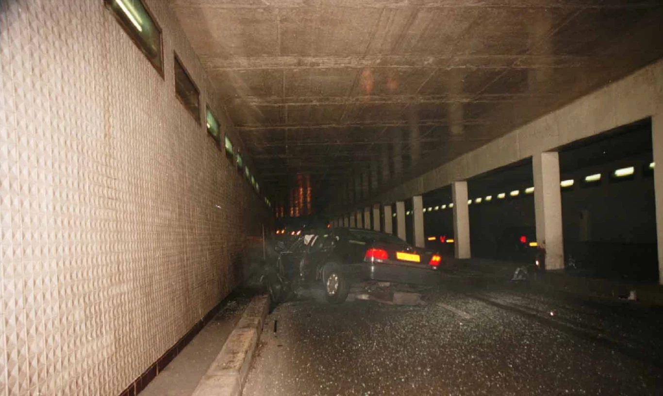 Księżna Diana zginęła w wypadku samochodowym Księżna Diana zginęła w wypadku samochodowym